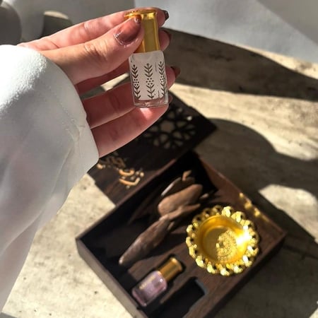 أمساك أصلية وثابتة لمسة تطريز