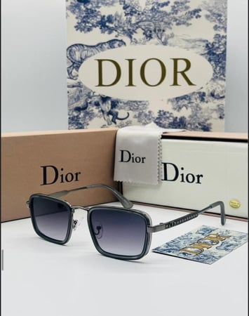 نظارة شمسية اطار رصاصي عدسات اسود