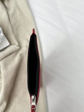 عيدية شنطة جلد شكل قلب