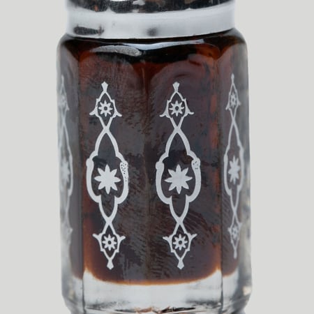 دهن عود تراد 3