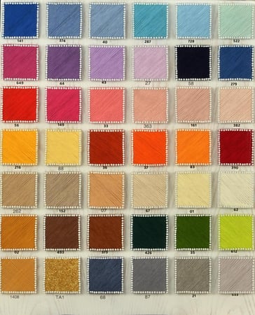 لوحة مسامير تخرج بنت مقاس 50*50
