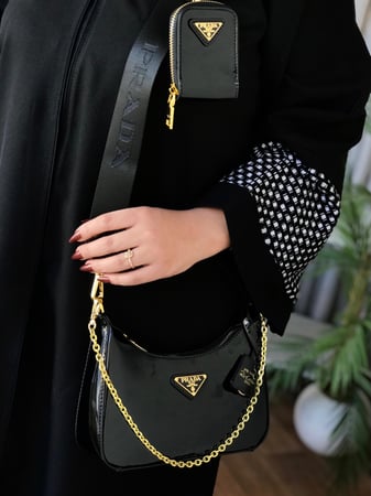 شنطة برادا لمعه