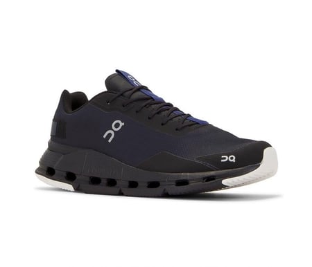 Shose On Running Cloudnova