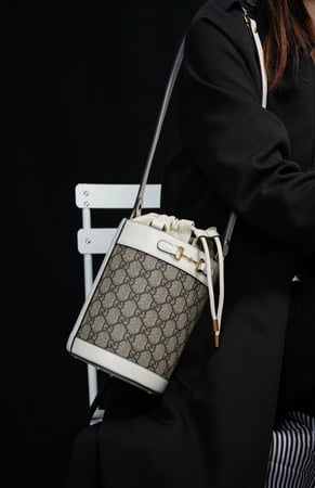 قوتشي هورسبيد1955 مقاس14cm