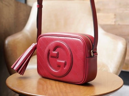 قوتشي BLONDIE مقاس 21cm