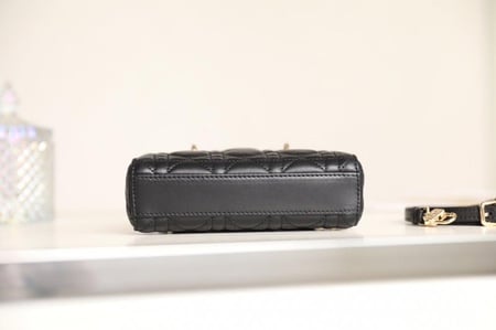 حقيبة ديور - DIOR جوي مايكرو مقاس 16cm