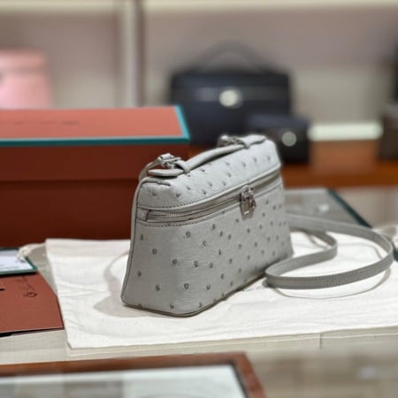 حقيبة لوروبيانا - LORO PIANA مقاس 19cm