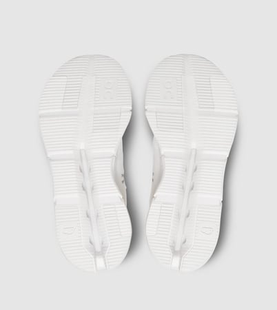 اون راننج كلاود  On Running