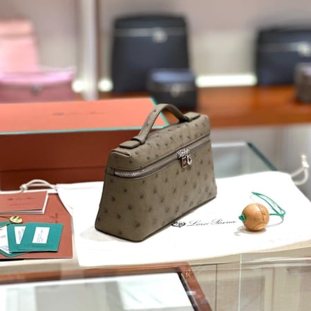 حقيبة لوروبيانا - LORO PIANA مقاس 19cm