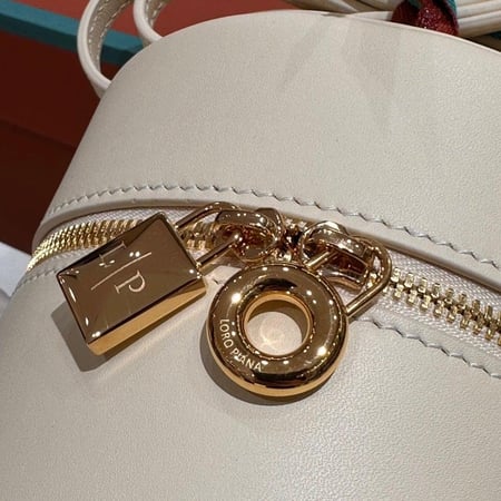 حقيبة لوروبيانا - LORO PIANA  مقاس 12cm