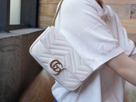 قوتشي جي جي مارمونت مقاس 21cm