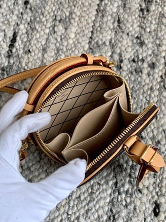 لوي فيتون Mini Boite Chapeau مقاس13cm