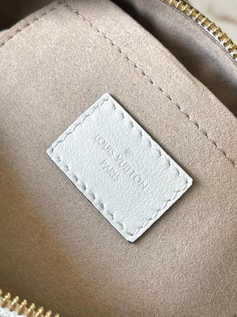 لوي فيتون Speedy Bandoulière 20 مقاس20.5cm