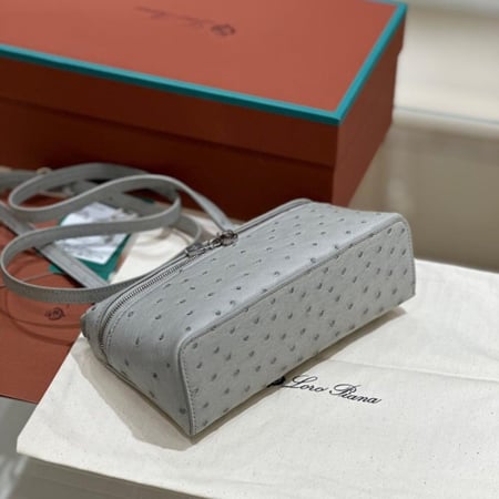 حقيبة لوروبيانا - LORO PIANA مقاس 19cm