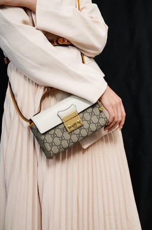 حقيبة قوتشي بادلوك مقاس 18cm