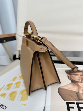 فندي بيكابو بتيت مقاس 20cm