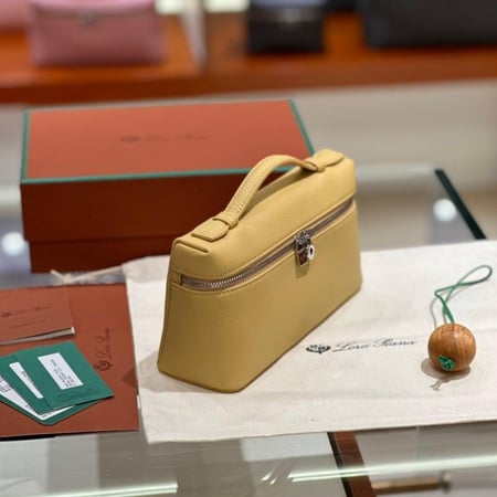 حقيبة لوروبيانا - LORO PIANA مقاس 19cm