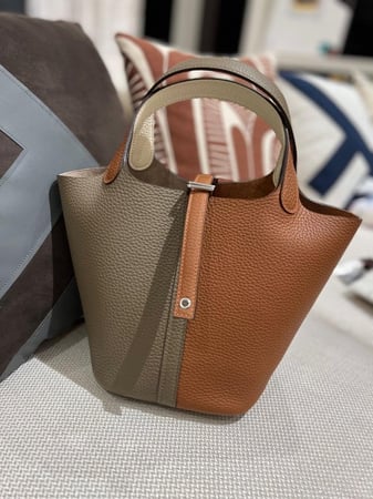 شنطه هرمز - HERMES  بيوكتين مقاس 18cm