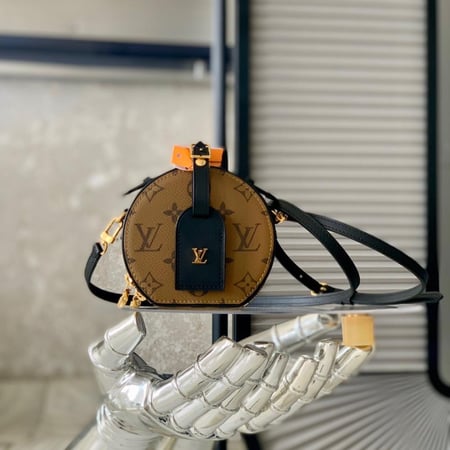لوي فيتون Mini Boite Chapeau مقاس13cm