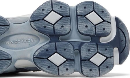 نيو بالانس New Balance 9060