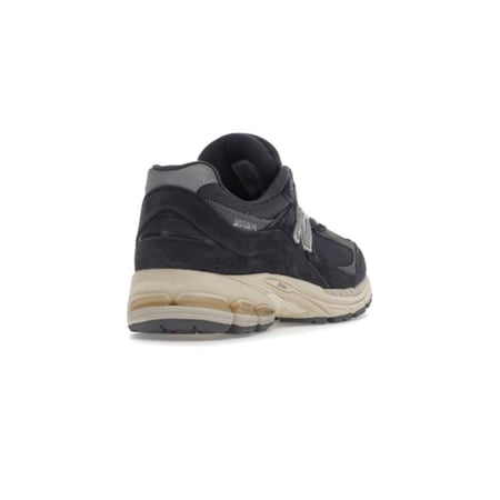 نيو بالانس  New Balance 2002