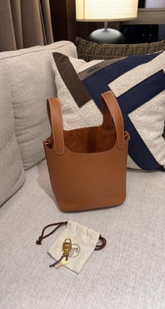 شنطه هرمز - HERMES ايرميز بيوكتين مقاس 18cm