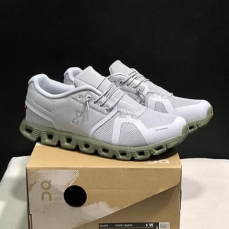 اون راننج كلاود  On Running Cloud 5