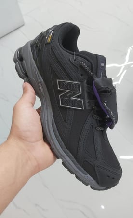 نيو بالانس New Balance 327