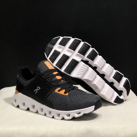 اون راننج كلاود  On Running Cloudswift