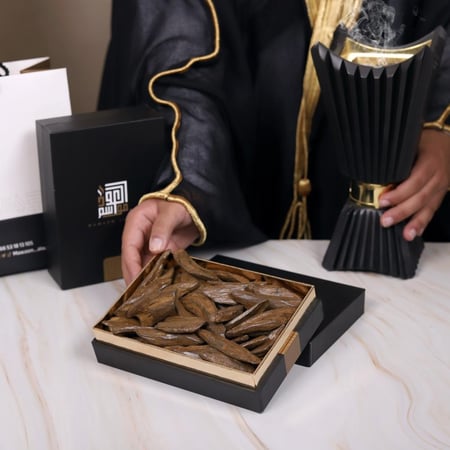 مواسم العود-عود الشيوخ-عود طبيعي-عود طبيعي اصلي-عود طبيعي محسن-بخور