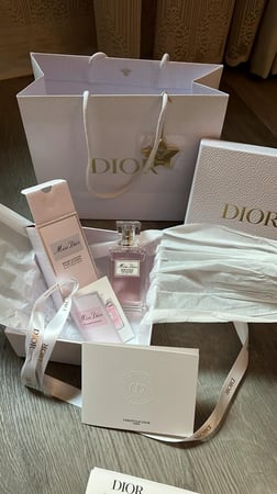 MISS DIOR SILKY