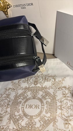 هاند باق Dior تسليم فوري