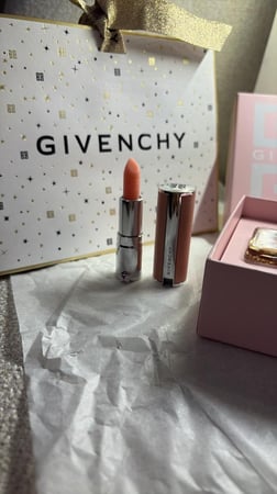 Givenchy box pink