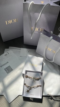 تسليم فوري Hunger phone