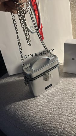 Givenchy bag فوريه