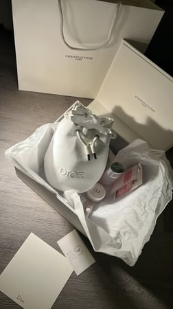 Box DiOR