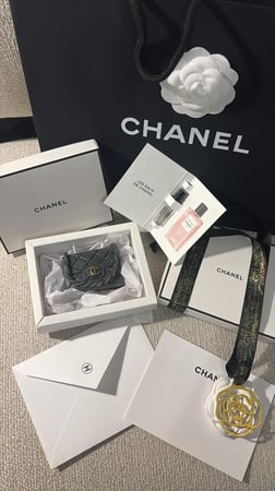 باكج CHANEL شمعه وتعليقه سياره