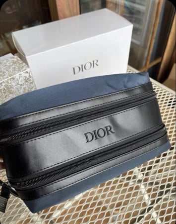 هاند باق Dior تسليم فوري