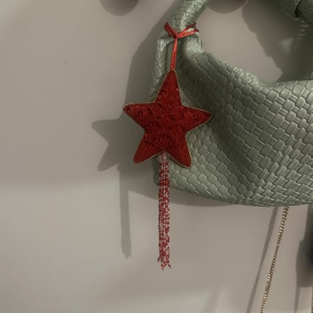 Red star