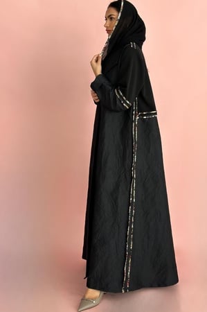 عبايه من التفته المجعده محدده بورد#907