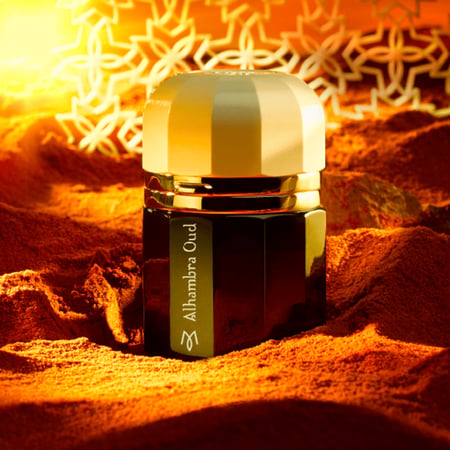 عطر الحمراء عود من رامون مونيجال اكستريت دو برفيوم
