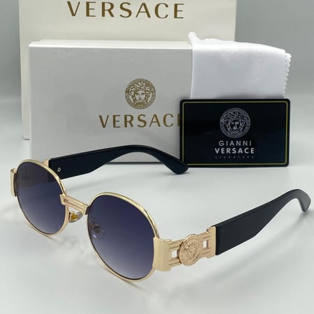 نظارة فيرزاتشي أسود بشعار ذهبي  عدسة مميزة