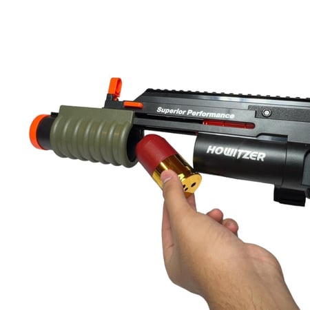 وضع الطلقات في مسدس قذيفة الرصاص