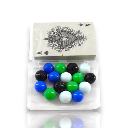 لعبة جاكارو رباعي مع الملحقات من الداخل