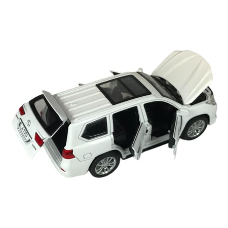 سيارة لكزس ابيض لعبة مفتوحة الأبواب