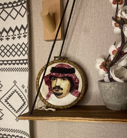 تطريز لوحة " تعليقة سيارة " صورة شخصية - حسب الطلب -