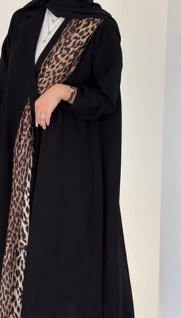 عباية تايقر