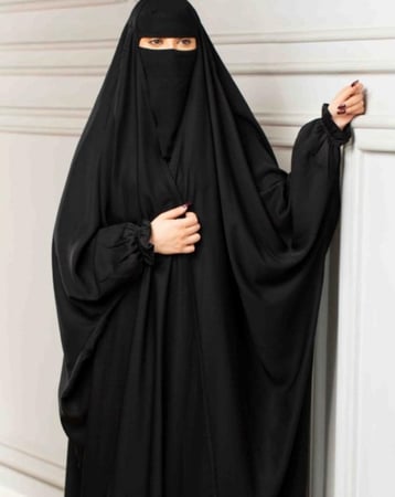 عبايه الأصيله