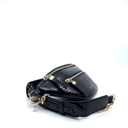 شنطة مع حزام على الخصر أسود آي ديل