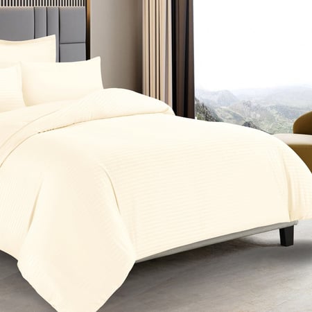 Striped ivory - مفرش مقلم فندقي نفرين 6 قطع ميكرو مقلم 1 سم كريمي